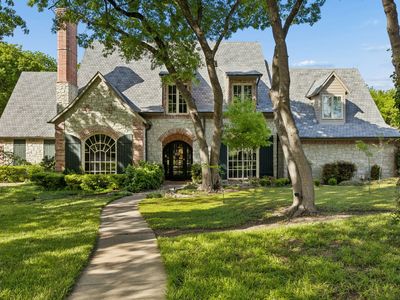 1 Woody Crest Cir
