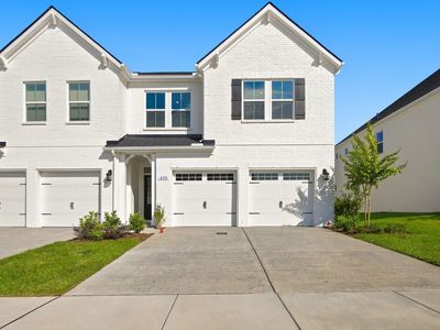 638 Club View Way
