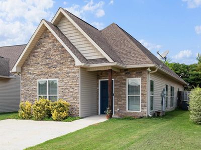 Property at 111 Highland View Dr, Lincoln, AL
