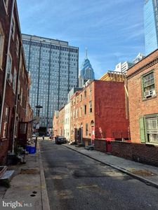 129 N Mole St