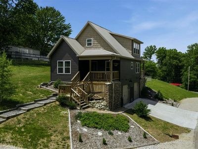 731 Broken Arrow Cir