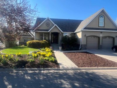 352 River Bend Dr