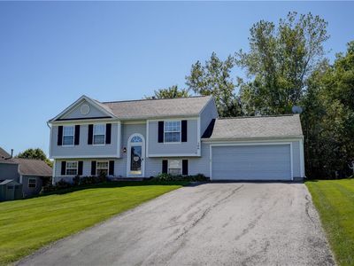 586 Crows Nest Ln