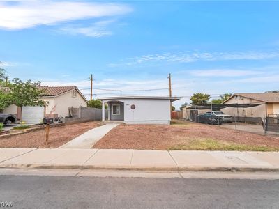 1841 Merze Ave