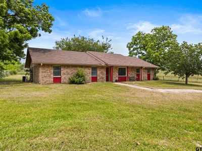 285 County Road 4235