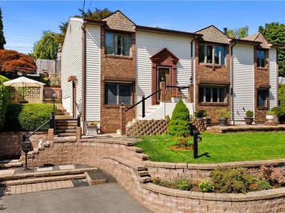 67 Curry Rd