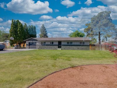 20803 N Friends Rd
