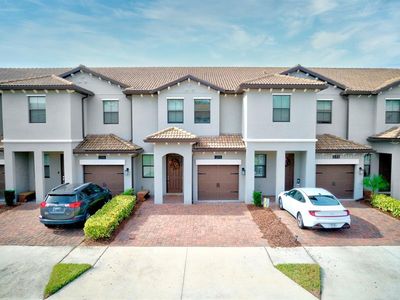 1294 Royal Saint George Blvd