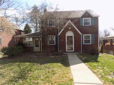 2364 Hollywood Dr