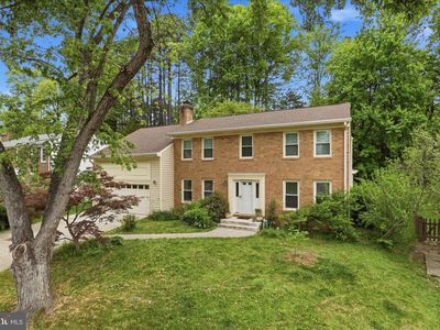 9008 Lake Braddock Dr