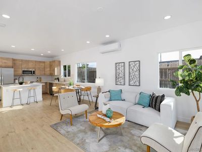 4626-4628 Derrick Dr