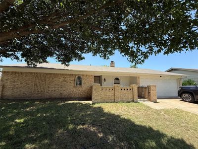1413 Lamplighter Ln