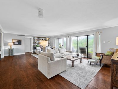 1414 Continental Dr #407-409