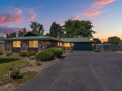 3710 Rio Vista Way