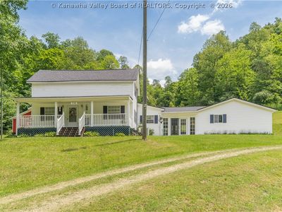 712 Left Fork 9 Mile Rd