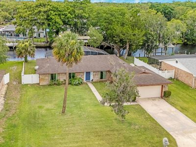 5 Waterberry Cir
