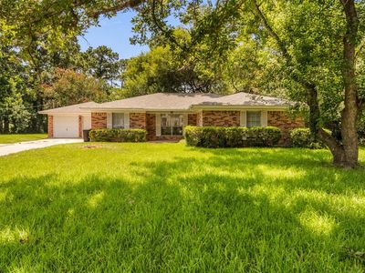 208 Garden Dr