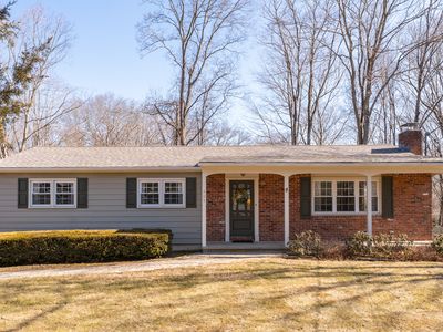 905 Little Meadow Rd