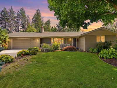 233 W Dawn Ave