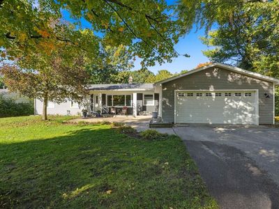 733 Highland Park Dr