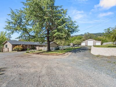 3583 Ross Ln