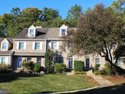 1244 Country Club Dr