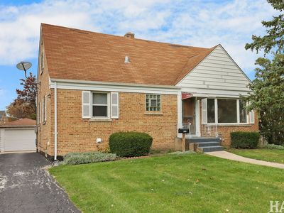 Property at 2232 Harrison St, Glenview, IL