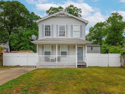 465 Poplar Ave