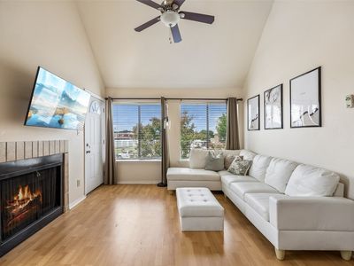 3129 Sondra Dr APT 206
