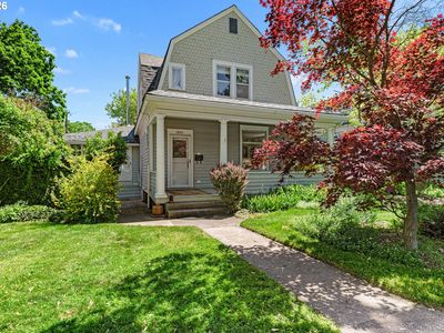 1703 1st St