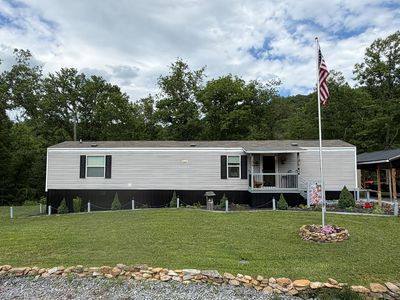 Property at 66 Left Derryhale Hill Rd, Mount Hope, WV