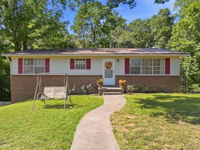 2462 Oak Cir SW