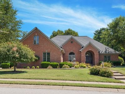 1046 N Forest Oak