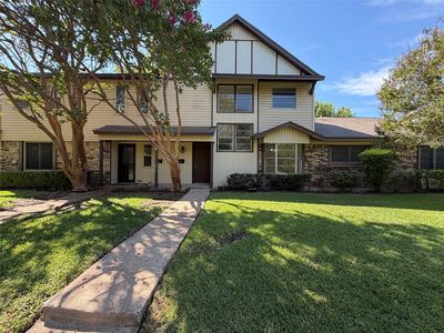 4911 Rollingwood Ct