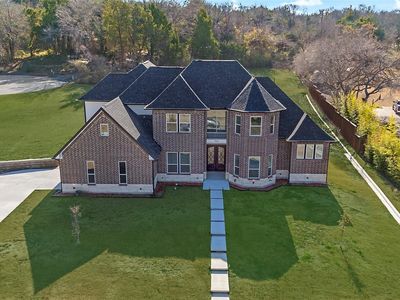 702 Linkcrest Dr