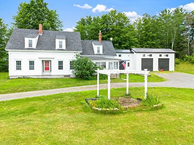 1053 Mercer Road