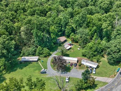 261 Schipps Ln