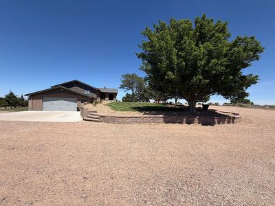 915 S Yucca Path