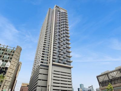 235 W Van Buren St Unit 1518