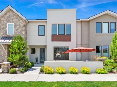 3013 S Honeycomb Way