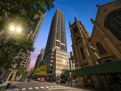 30 E Huron St APT 3508