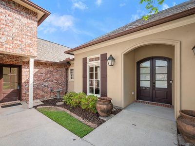 18236 Lake Harbor Ln