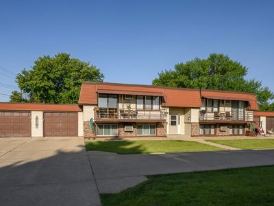 601 E Interstate Ave APT 1