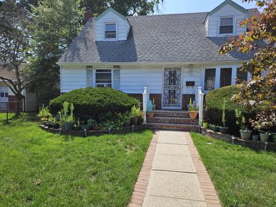 184 Maple Ave