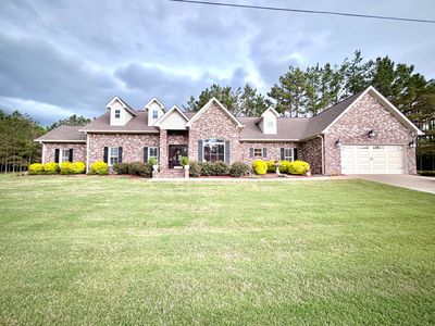 320 Whitney Dr