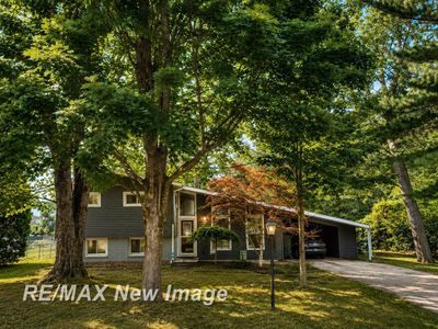 5121 Queen Dr