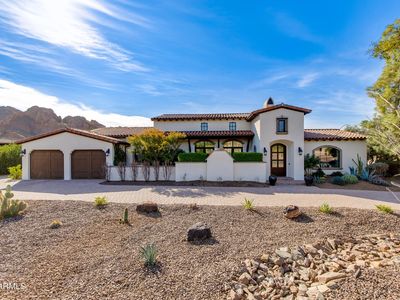 4529 E MADEROS DEL CUENTA Drive