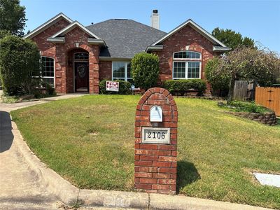 2106 Renaissance Dr