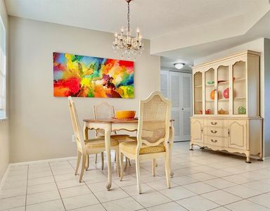 4401 NW 41st St #104