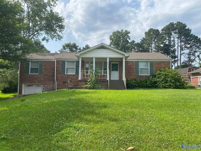 2214 Lynn Rd NW